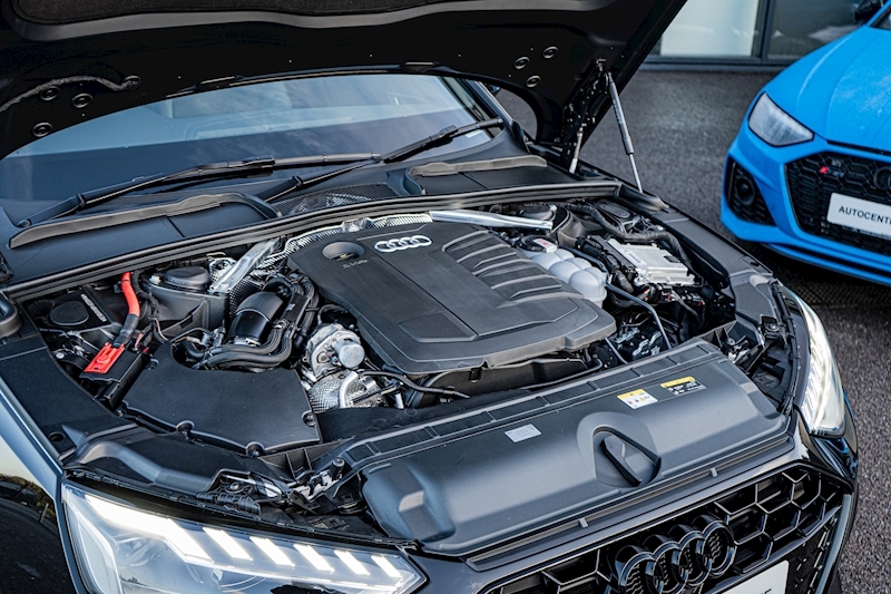 Audi 2.0 TDI 40 Black Edition Estate 5dr Diesel S Tronic quattro Euro 6 (s/s) (204 ps)