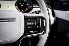 Land Rover 3.0 D300 MHEV Dynamic SE SUV 5dr Diesel Auto 4WD Euro 6 (s/s) (300 ps)