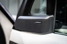 Land Rover 3.0 D300 MHEV Dynamic SE SUV 5dr Diesel Auto 4WD Euro 6 (s/s) (300 ps)