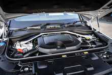 Land Rover 3.0 D300 MHEV Dynamic SE SUV 5dr Diesel Auto 4WD Euro 6 (s/s) (300 ps)