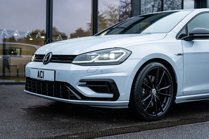 Volkswagen TSI R Hatchback 2.0 Automatic Petrol