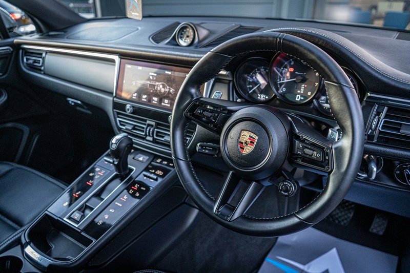 Porsche 2.0T T SUV 5dr Petrol PDK 4WD Euro 6 (s/s) (265 ps)