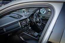 Porsche 2.0T T SUV 5dr Petrol PDK 4WD Euro 6 (s/s) (265 ps)