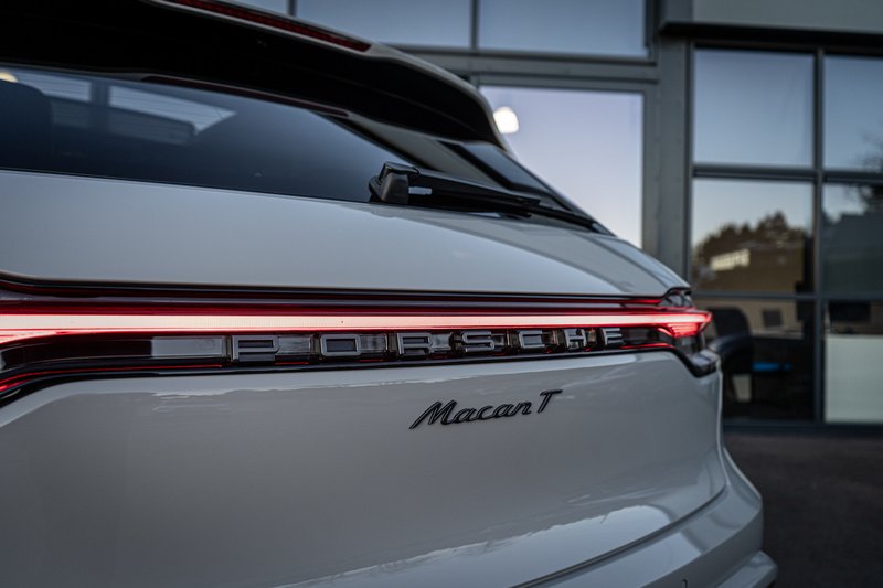 Porsche 2.0T T SUV 5dr Petrol PDK 4WD Euro 6 (s/s) (265 ps)