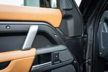 Land Rover 3.0 D250 MHEV X-Dynamic HSE SUV 5dr Diesel Auto 4WD Euro 6 (s/s) (250 ps)