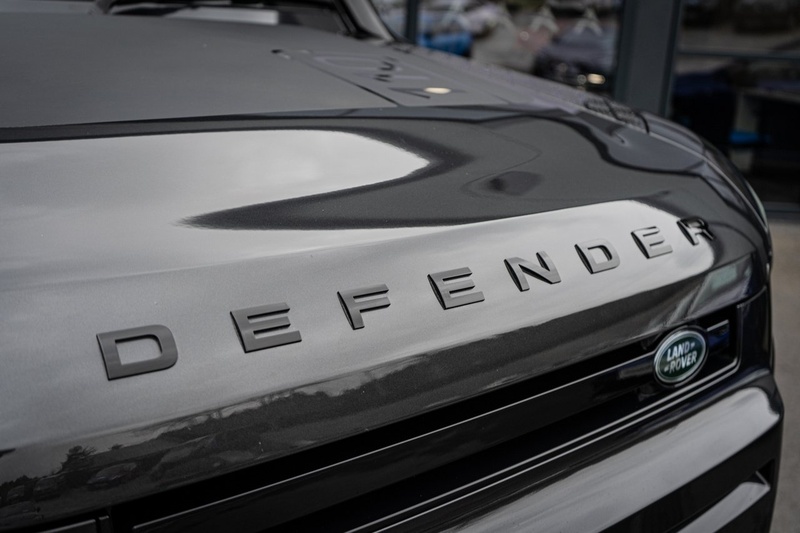 Land Rover 3.0 D250 MHEV X-Dynamic HSE SUV 5dr Diesel Auto 4WD Euro 6 (s/s) (250 ps)