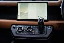 Land Rover 3.0 D250 MHEV X-Dynamic HSE SUV 5dr Diesel Auto 4WD Euro 6 (s/s) (250 ps)