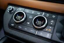 Land Rover 3.0 D250 MHEV X-Dynamic HSE SUV 5dr Diesel Auto 4WD Euro 6 (s/s) (250 ps)