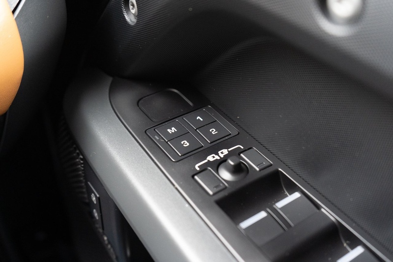 Land Rover 3.0 D250 MHEV X-Dynamic HSE SUV 5dr Diesel Auto 4WD Euro 6 (s/s) (250 ps)