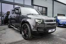 Land Rover 3.0 D250 MHEV X-Dynamic HSE SUV 5dr Diesel Auto 4WD Euro 6 (s/s) (250 ps)