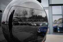 Land Rover 3.0 D250 MHEV X-Dynamic HSE SUV 5dr Diesel Auto 4WD Euro 6 (s/s) (250 ps)