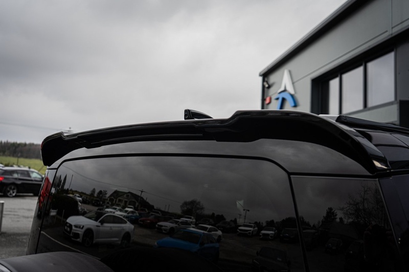 Land Rover 3.0 D250 MHEV X-Dynamic HSE SUV 5dr Diesel Auto 4WD Euro 6 (s/s) (250 ps)