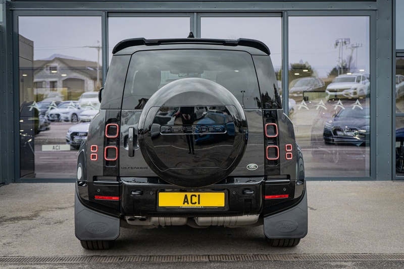 Land Rover 3.0 D250 MHEV X-Dynamic HSE SUV 5dr Diesel Auto 4WD Euro 6 (s/s) (250 ps)