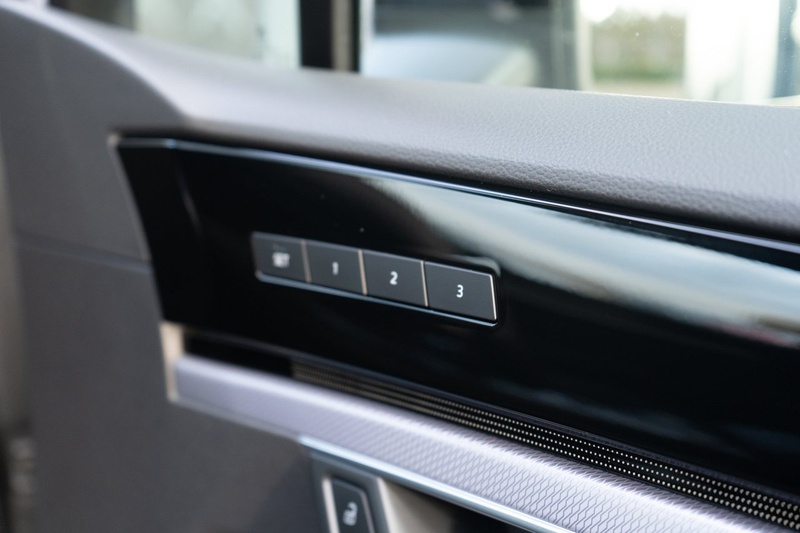 Volkswagen 3.0 TDI V6 Black Edition SUV 5dr Diesel Tiptronic 4Motion Euro 6 (s/s) (286 ps)