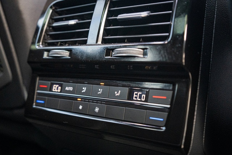 Volkswagen 3.0 TDI V6 Black Edition SUV 5dr Diesel Tiptronic 4Motion Euro 6 (s/s) (286 ps)