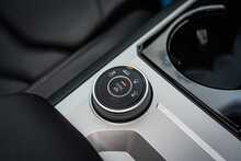 Volkswagen 3.0 TDI V6 Black Edition SUV 5dr Diesel Tiptronic 4Motion Euro 6 (s/s) (286 ps)