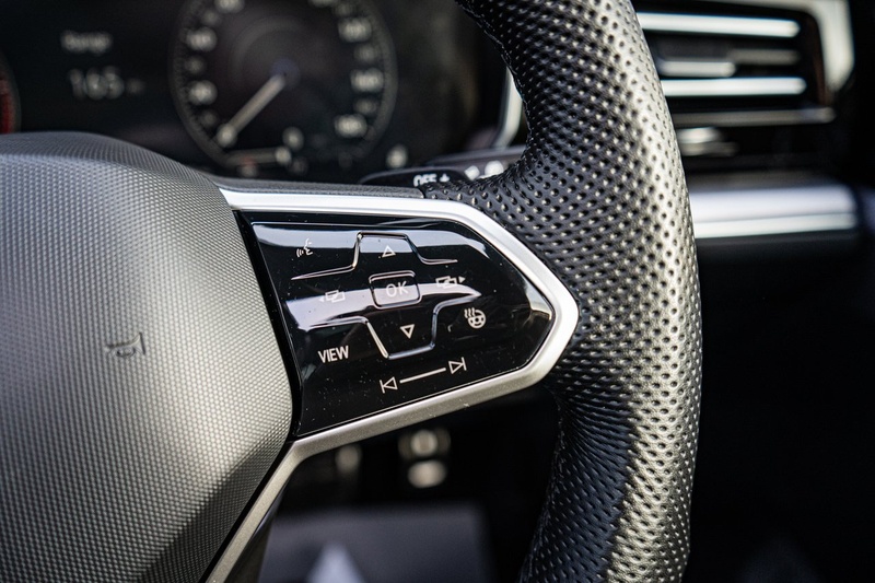 Volkswagen 3.0 TDI V6 Black Edition SUV 5dr Diesel Tiptronic 4Motion Euro 6 (s/s) (286 ps)