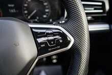 Volkswagen 3.0 TDI V6 Black Edition SUV 5dr Diesel Tiptronic 4Motion Euro 6 (s/s) (286 ps)