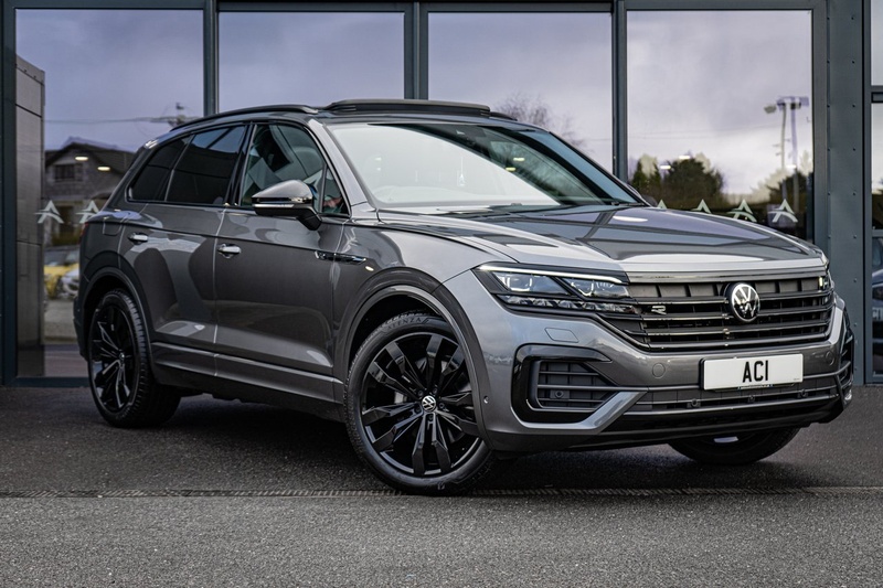 Volkswagen 3.0 TDI V6 Black Edition SUV 5dr Diesel Tiptronic 4Motion Euro 6 (s/s) (286 ps)