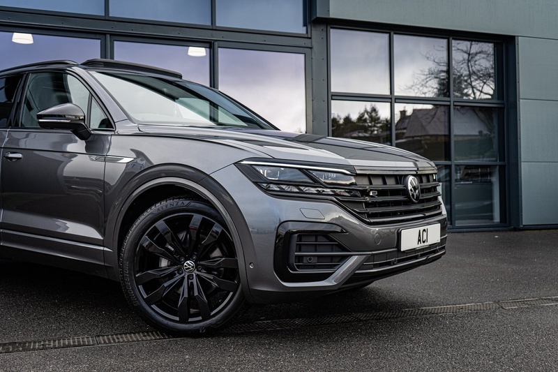 Volkswagen 3.0 TDI V6 Black Edition SUV 5dr Diesel Tiptronic 4Motion Euro 6 (s/s) (286 ps)