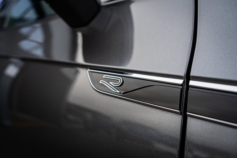 Volkswagen 3.0 TDI V6 Black Edition SUV 5dr Diesel Tiptronic 4Motion Euro 6 (s/s) (286 ps)