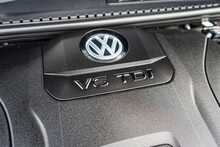 Volkswagen 3.0 TDI V6 Black Edition SUV 5dr Diesel Tiptronic 4Motion Euro 6 (s/s) (286 ps)