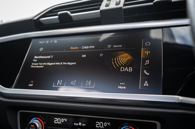 Audi 2.5 TFSI Vorsprung Sportback 5dr Petrol S Tronic quattro Euro 6 (s/s) (400 ps)