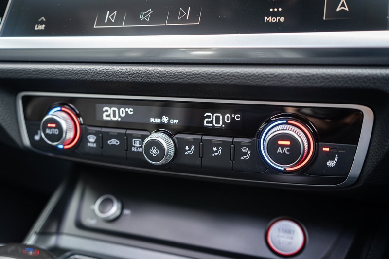 Audi 2.5 TFSI Vorsprung Sportback 5dr Petrol S Tronic quattro Euro 6 (s/s) (400 ps)