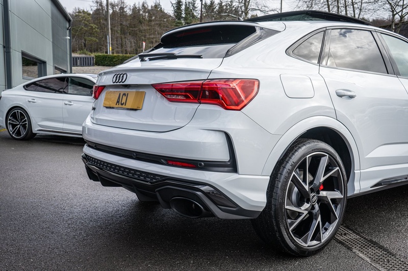 Audi 2.5 TFSI Vorsprung Sportback 5dr Petrol S Tronic quattro Euro 6 (s/s) (400 ps)