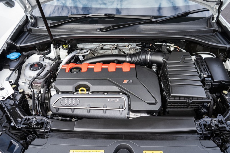 Audi 2.5 TFSI Vorsprung Sportback 5dr Petrol S Tronic quattro Euro 6 (s/s) (400 ps)