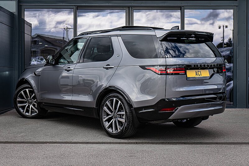 Land Rover 3.0 D300 MHEV R-Dynamic HSE SUV 5dr Diesel Auto 4WD Euro 6 (s/s) (300 ps)