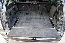 Land Rover 3.0 D300 MHEV R-Dynamic HSE SUV 5dr Diesel Auto 4WD Euro 6 (s/s) (300 ps)