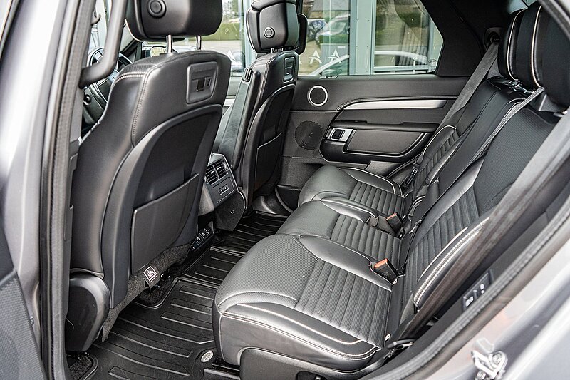 Land Rover 3.0 D300 MHEV R-Dynamic HSE SUV 5dr Diesel Auto 4WD Euro 6 (s/s) (300 ps)