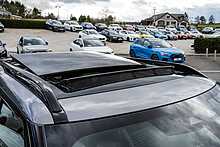 Land Rover 3.0 D300 MHEV R-Dynamic HSE SUV 5dr Diesel Auto 4WD Euro 6 (s/s) (300 ps)