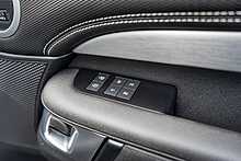 Land Rover 3.0 D300 MHEV R-Dynamic HSE SUV 5dr Diesel Auto 4WD Euro 6 (s/s) (300 ps)