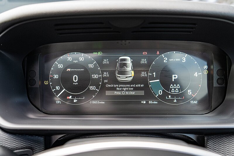 Land Rover 3.0 D300 MHEV R-Dynamic HSE SUV 5dr Diesel Auto 4WD Euro 6 (s/s) (300 ps)