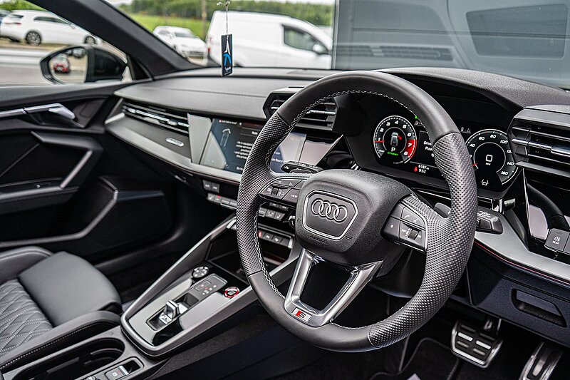 Audi 2.0 TFSI Vorsprung Sportback 5dr Petrol S Tronic quattro Euro 6 (s/s) (310 ps)