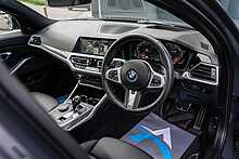 BMW 3.0 330d M xDrive Sport Pro Edition Touring 5dr Diesel Auto xDrive Euro 6 (s/s) (265 ps)