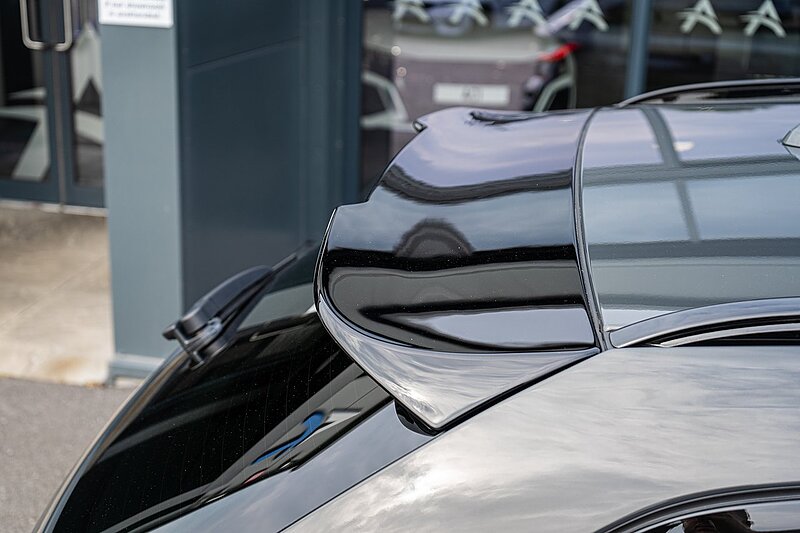 BMW 3.0 330d M xDrive Sport Pro Edition Touring 5dr Diesel Auto xDrive Euro 6 (s/s) (265 ps)