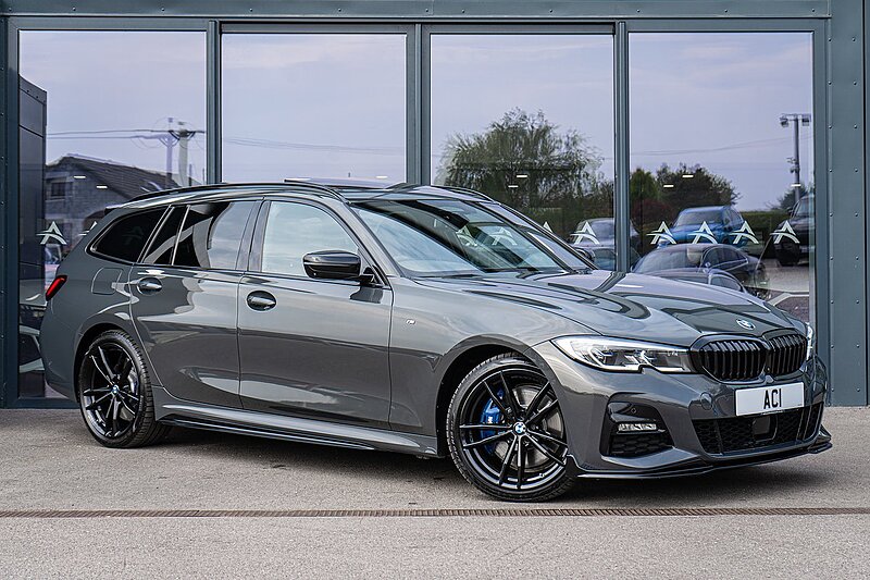 BMW 3.0 330d M xDrive Sport Pro Edition Touring 5dr Diesel Auto xDrive Euro 6 (s/s) (265 ps)