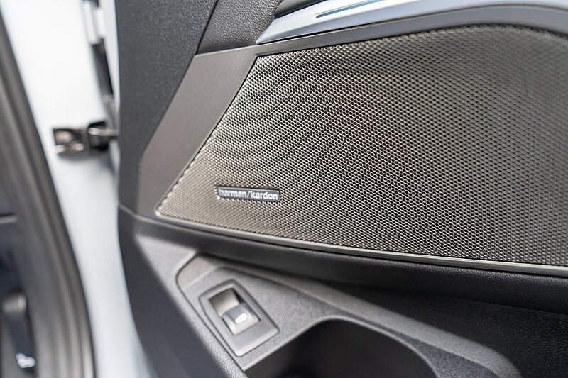 BMW 3.0 BiTurbo Competition M Saloon 4dr Petrol Steptronic xDrive Euro 6 (s/s) (510 ps)