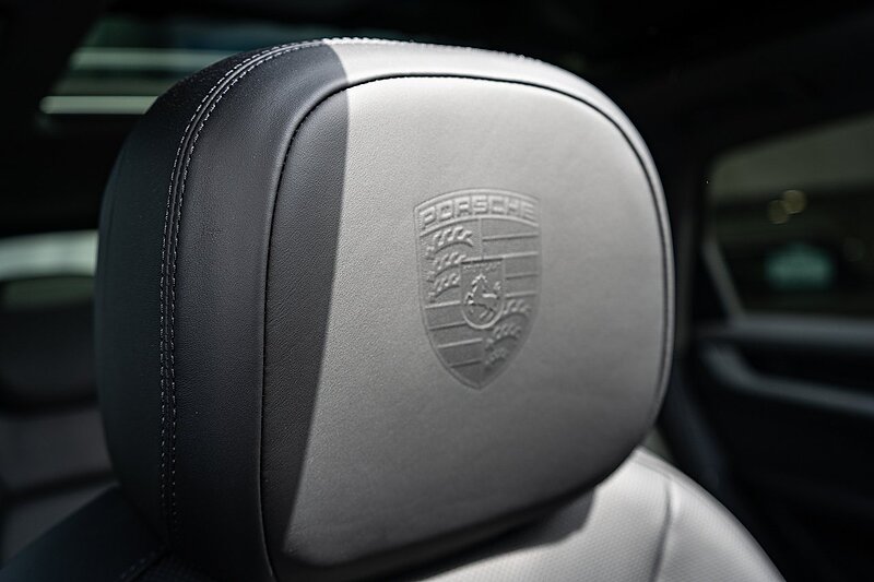 Porsche 3.0 V6 E-Hybrid 25.9kWh SUV 5dr Petrol Plug-in Hybrid TiptronicS 4WD Euro 6 (s/s) (470 ps)