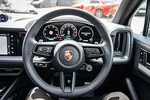 Porsche 3.0 V6 E-Hybrid 25.9kWh SUV 5dr Petrol Plug-in Hybrid TiptronicS 4WD Euro 6 (s/s) (470 ps)