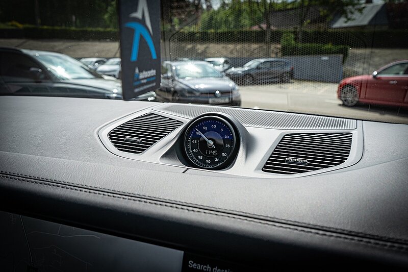 Porsche 3.0 V6 E-Hybrid 25.9kWh SUV 5dr Petrol Plug-in Hybrid TiptronicS 4WD Euro 6 (s/s) (470 ps)