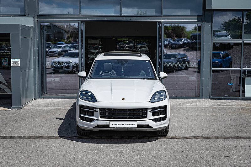 Porsche 3.0 V6 E-Hybrid 25.9kWh SUV 5dr Petrol Plug-in Hybrid TiptronicS 4WD Euro 6 (s/s) (470 ps)