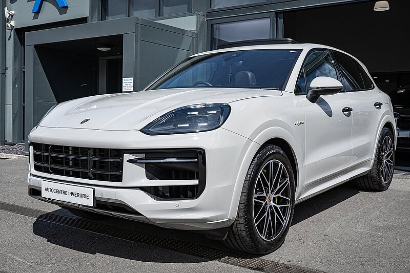 Porsche 3.0 V6 E-Hybrid 25.9kWh SUV 5dr Petrol Plug-in Hybrid TiptronicS 4WD Euro 6 (s/s) (470 ps)