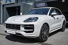 Porsche 3.0 V6 E-Hybrid 25.9kWh SUV 5dr Petrol Plug-in Hybrid TiptronicS 4WD Euro 6 (s/s) (470 ps)