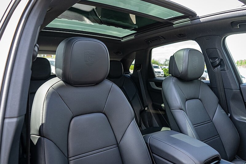 Porsche 3.0 V6 E-Hybrid 25.9kWh SUV 5dr Petrol Plug-in Hybrid TiptronicS 4WD Euro 6 (s/s) (470 ps)