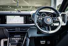 Porsche 3.0 V6 E-Hybrid 25.9kWh SUV 5dr Petrol Plug-in Hybrid TiptronicS 4WD Euro 6 (s/s) (470 ps)
