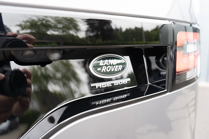 Land Rover 3.0 SD V6 HSE Luxury SUV 5dr Diesel Auto 4WD Euro 6 (s/s) (306 ps)